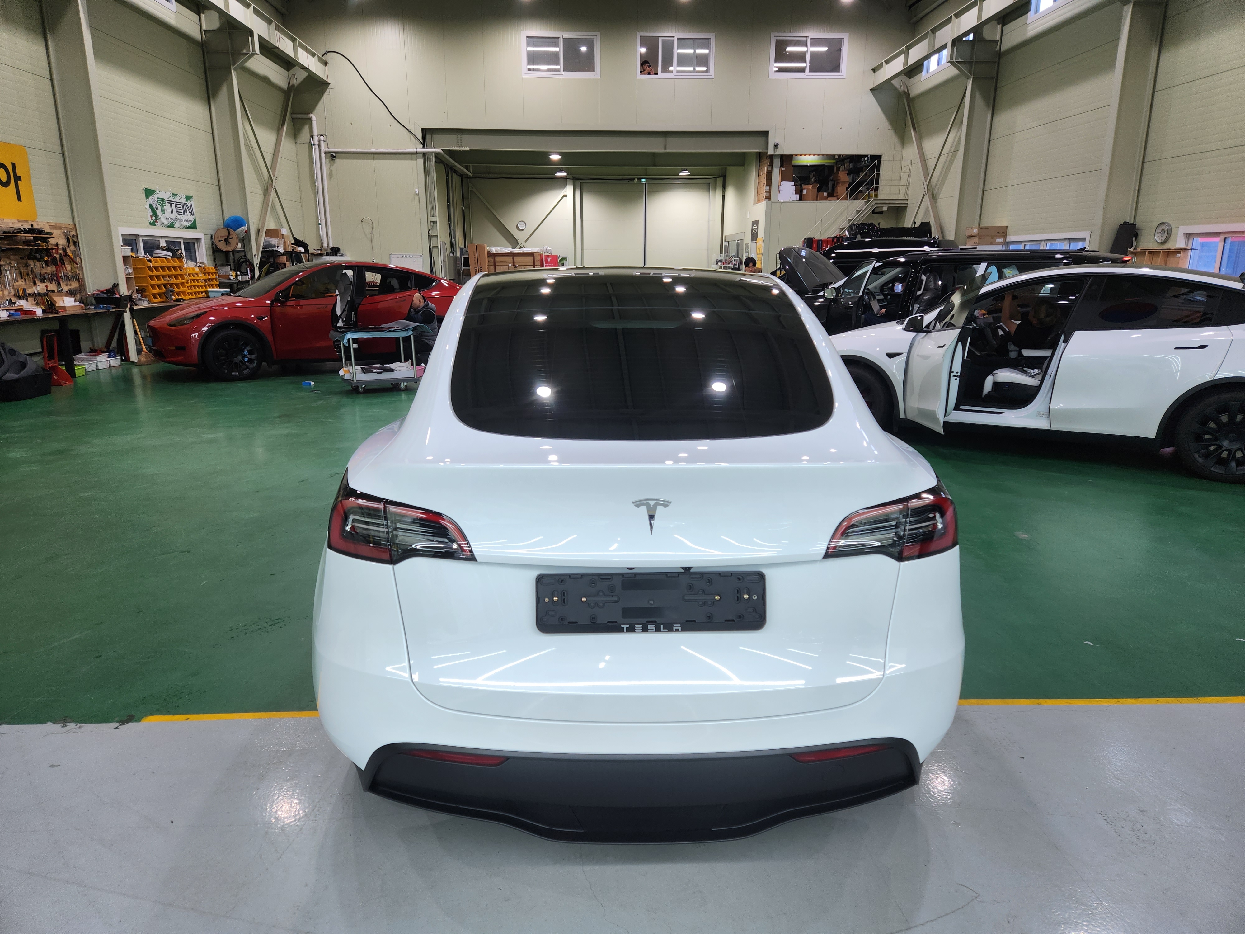 TESLA Model Y 신차패키지