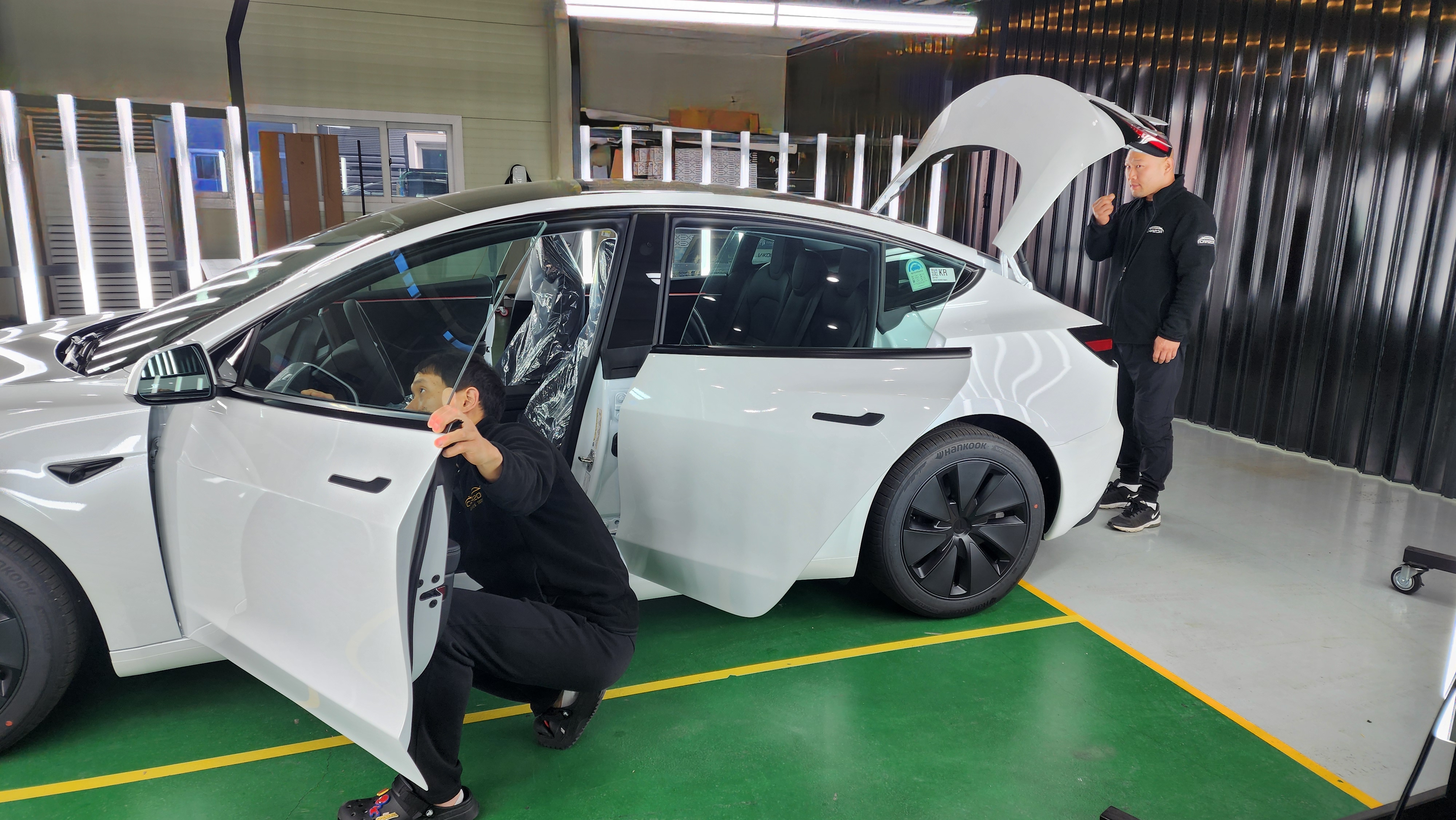 TESLA Model 3 신차패키지