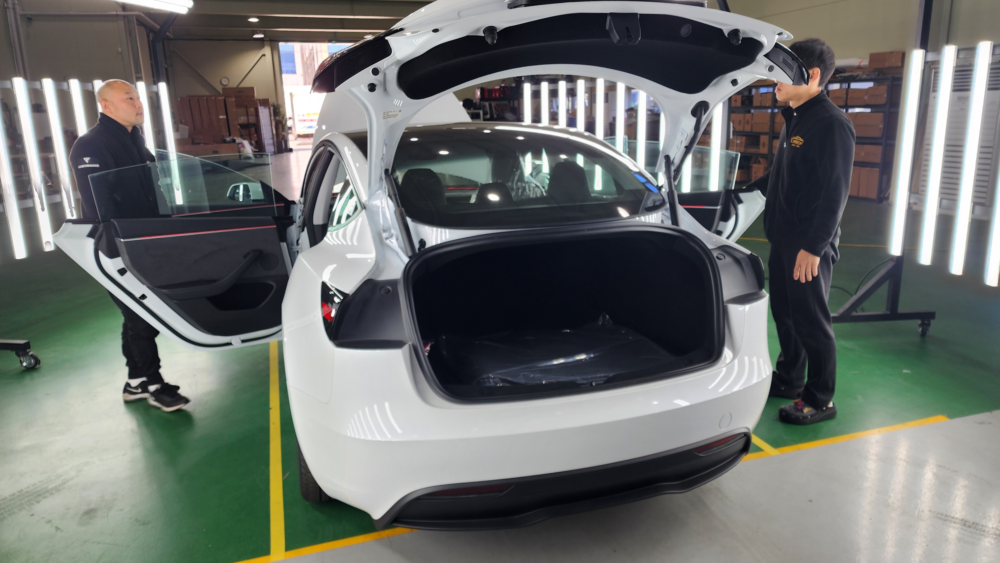 TESLA Model 3 신차패키지