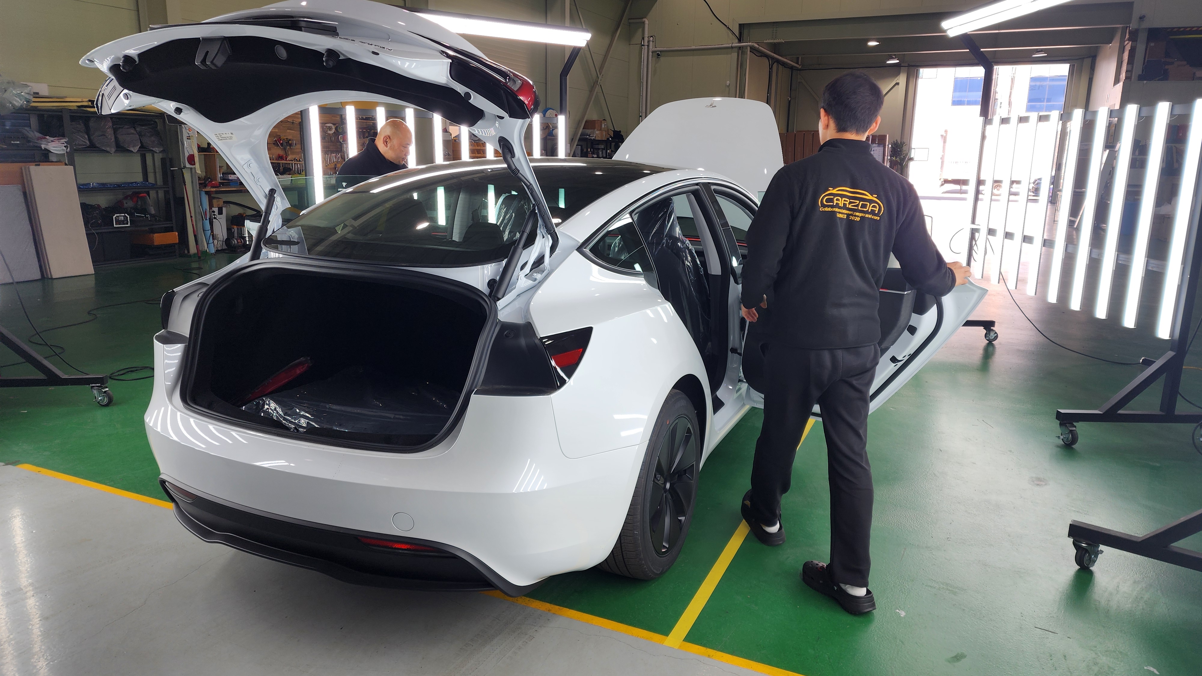 TESLA Model 3 신차패키지